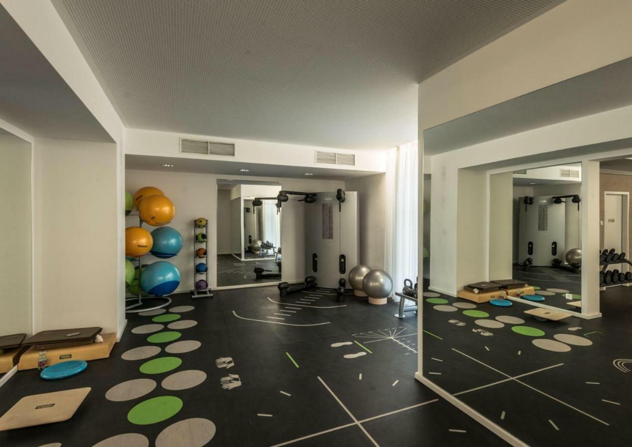 Amazing Austria Center Apartment Near Uno City Viena Exterior foto