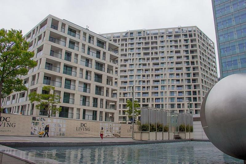 Amazing Austria Center Apartment Near Uno City Viena Exterior foto